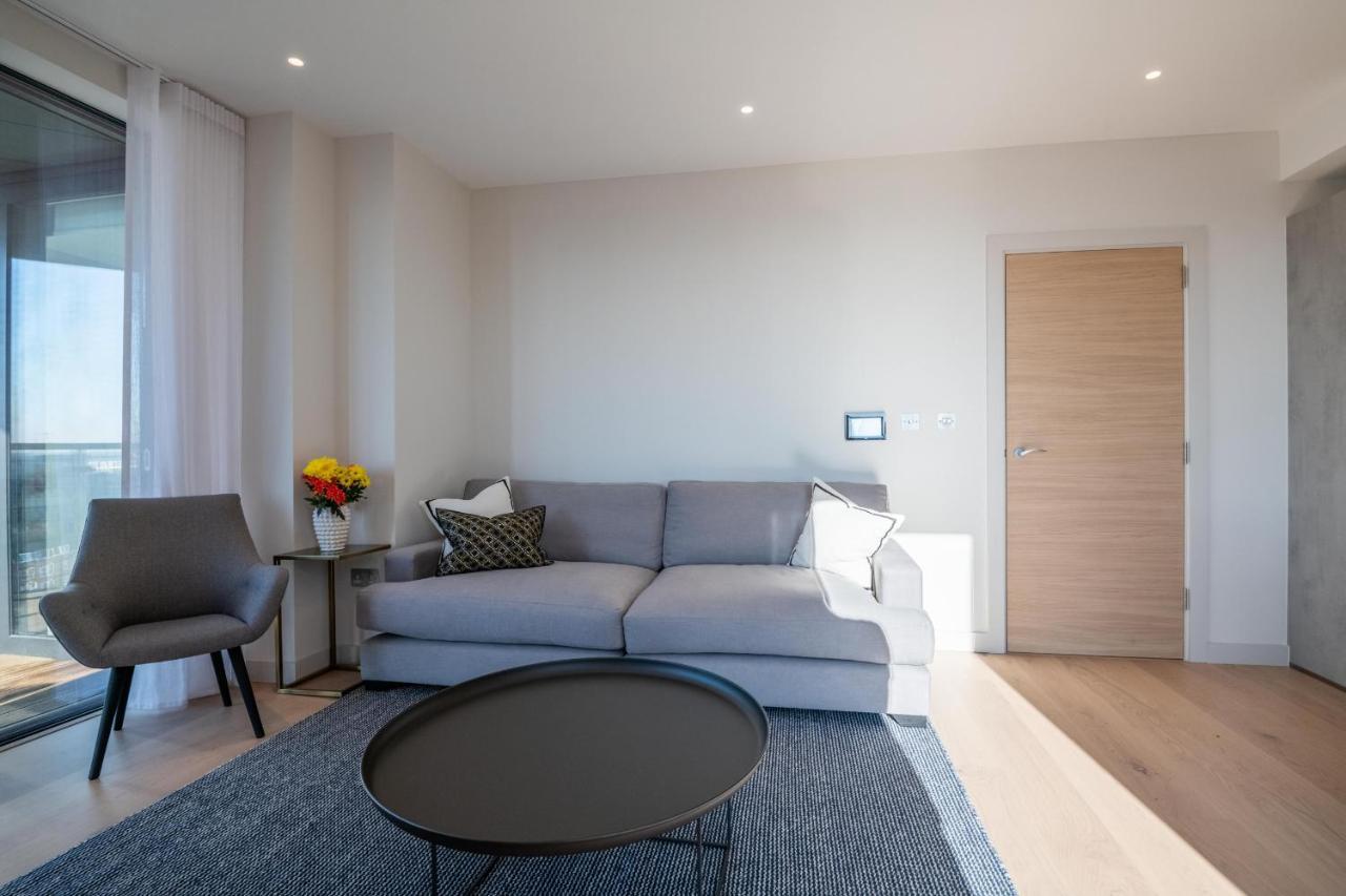 Modern Family Home Close To Victoria Station By Underthedoormat 伦敦 外观 照片