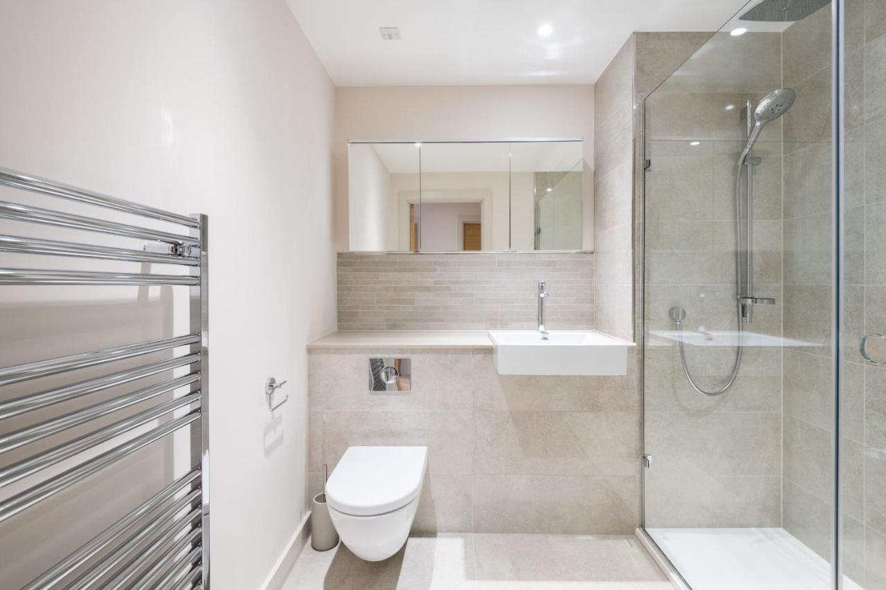 Modern Family Home Close To Victoria Station By Underthedoormat 伦敦 外观 照片